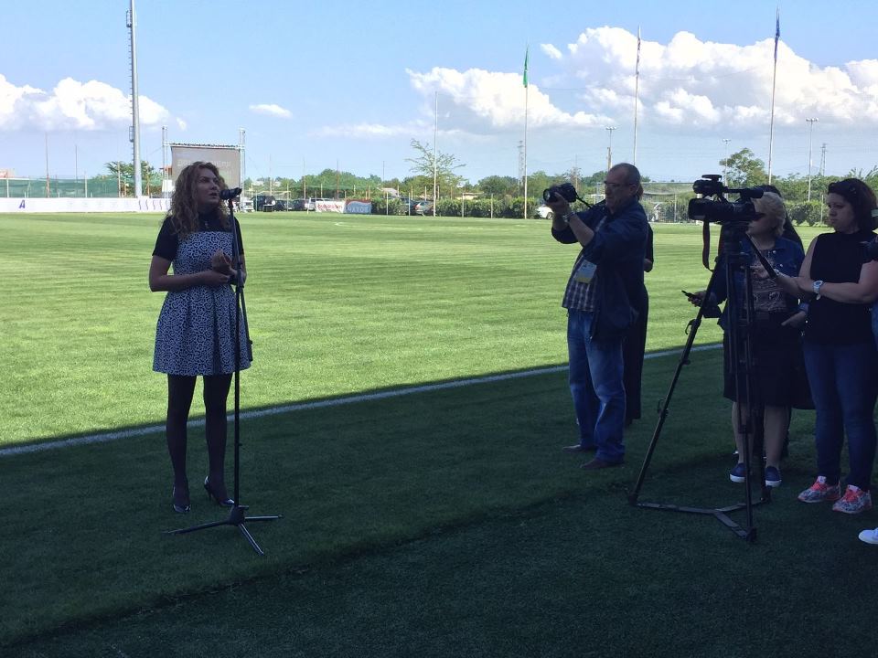 Zam Ministr Denica Nikolova Stadion Vereya E Edin Uspeshen Primer Za Publichno Chastno Partnorstvo Mrrb